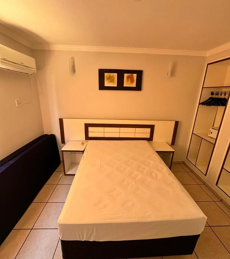 Nobreza Fiori Turismo Em Caldas Novas Diroma Fiori Sem Roupas De Cama Banho E Refeicoes A Serem Contratadas Separadamente Da Reserva 0*,  巴西